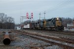 CSXT 8365 Leads M427 at CPH-HA at Dusk